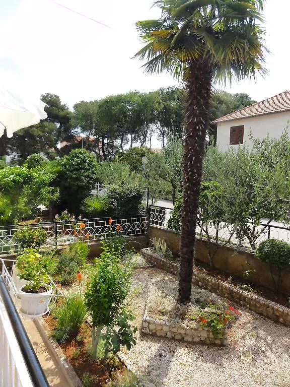 Guest Accommodation Neno Zadar 3*,